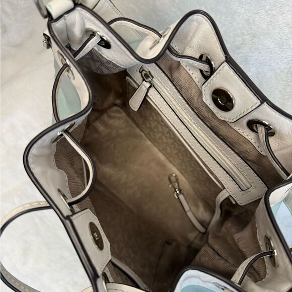 Michael Kors Dottie Color Block Bucket Bag - Picture 10 of 14